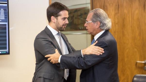 Eduardo Leite se reúne com ministro Paulo Guedes e projeta entrada no Regime de Recuperação Fiscal